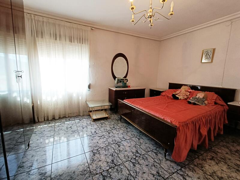 4 Cuarto Adosado en venta