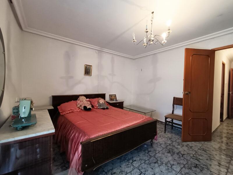 4 Cuarto Adosado en venta