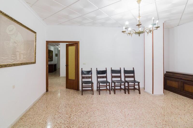 3 bedroom Apartment for sale