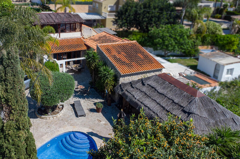 4 bedroom Villa for sale