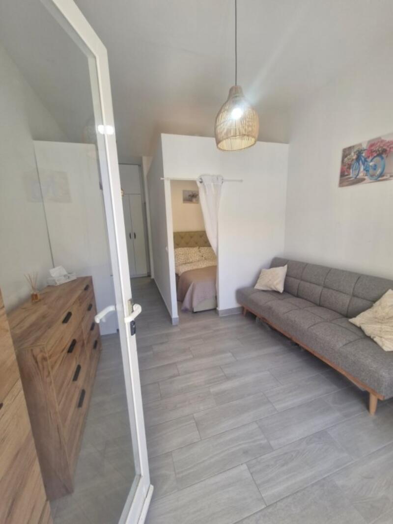 1 bedroom Apartment for sale