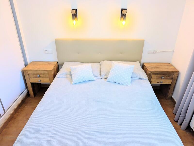 2 bedroom Townhouse for sale