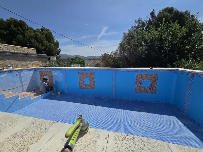 6 спальная комната вилла продается