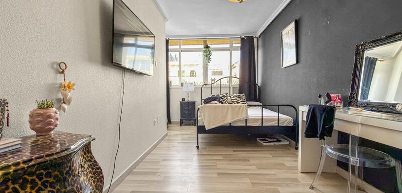 2 bedroom Townhouse for sale