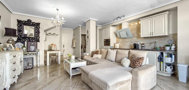 2 bedroom Townhouse for sale