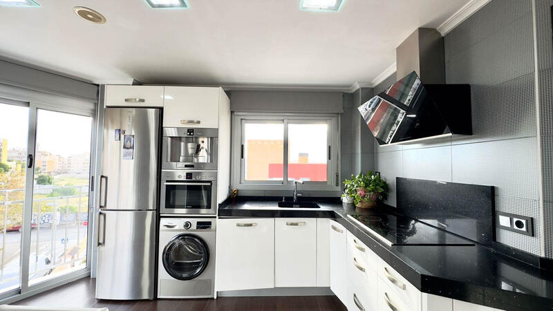 12 bedroom Villa for sale