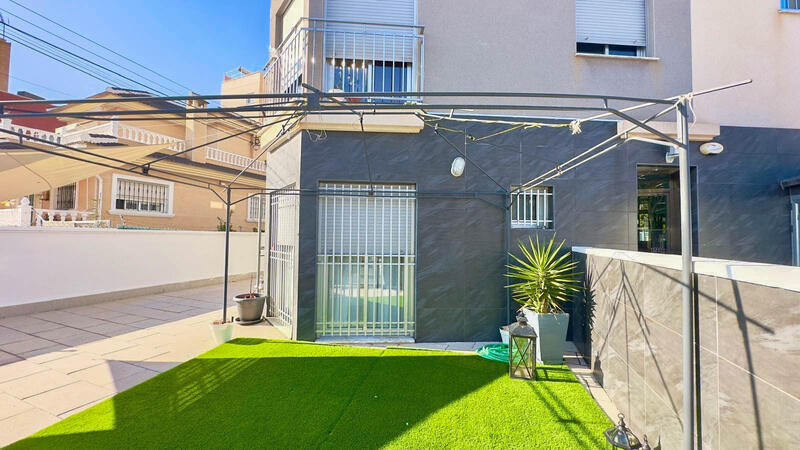 12 bedroom Villa for sale