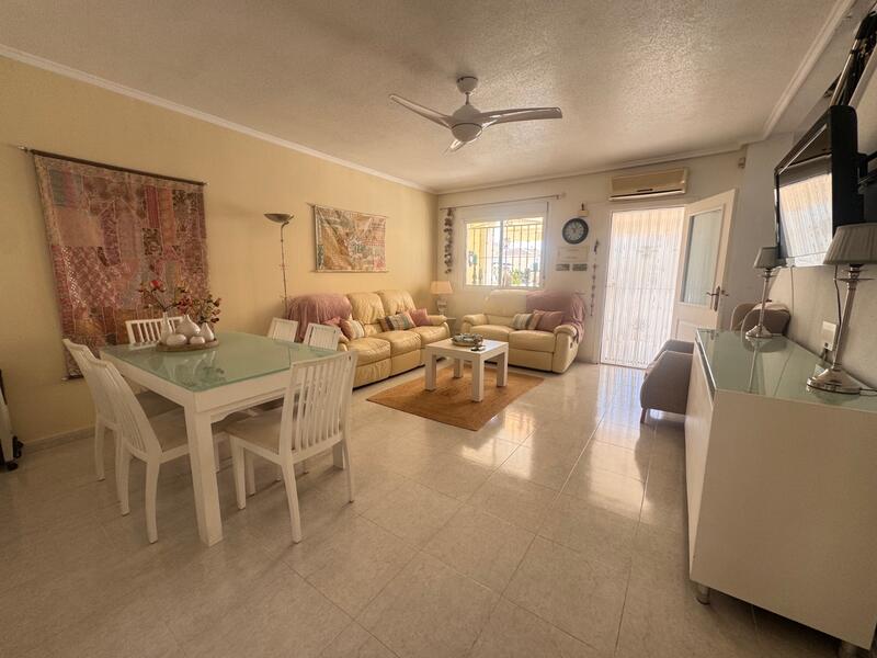 3 soveværelse Byhus til salg