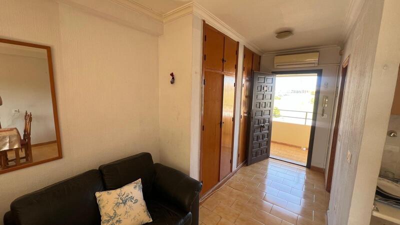 1 bedroom Apartment for sale