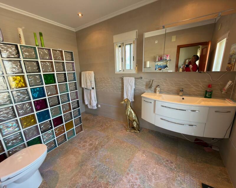 5 soverom Villa til salgs