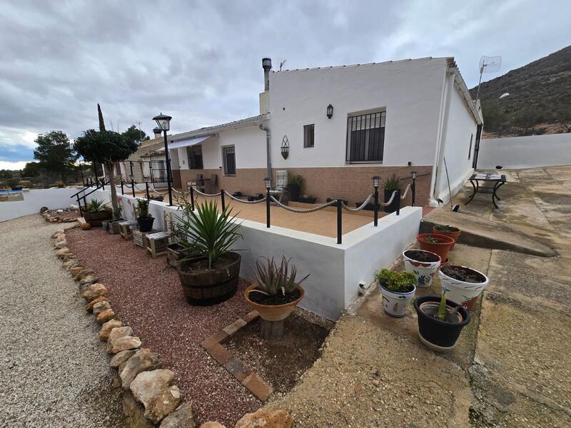 Casa de Campo en venta en Yecla, Murcia