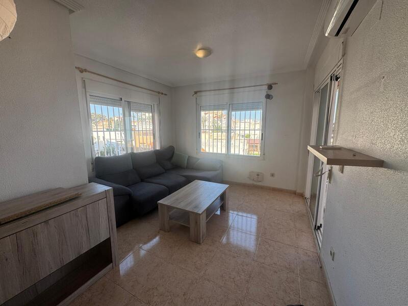 2 Cuarto Villa en venta