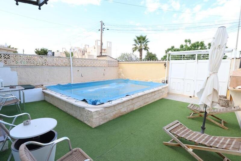 3 slaapkamer Gezinswoning Te koop