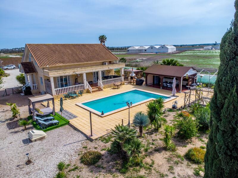 5 soverom Herregård til salgs