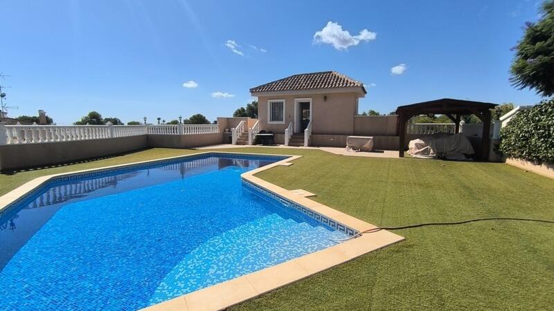 7 chambre Villa à vendre