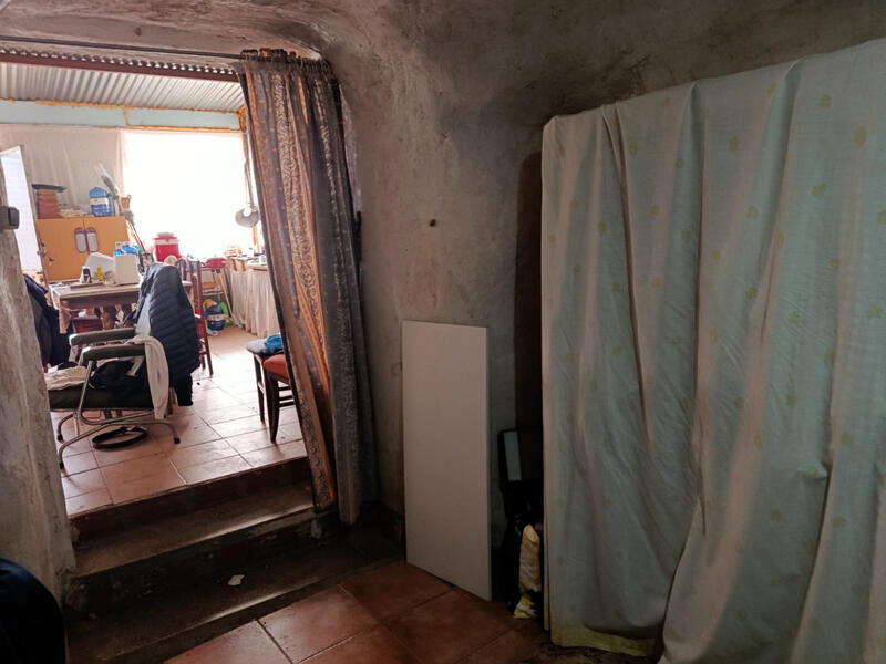 2 soverom Grottehuset til salgs