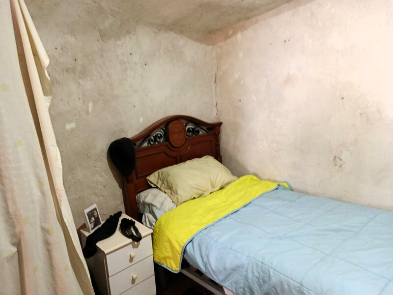 2 soverom Grottehuset til salgs