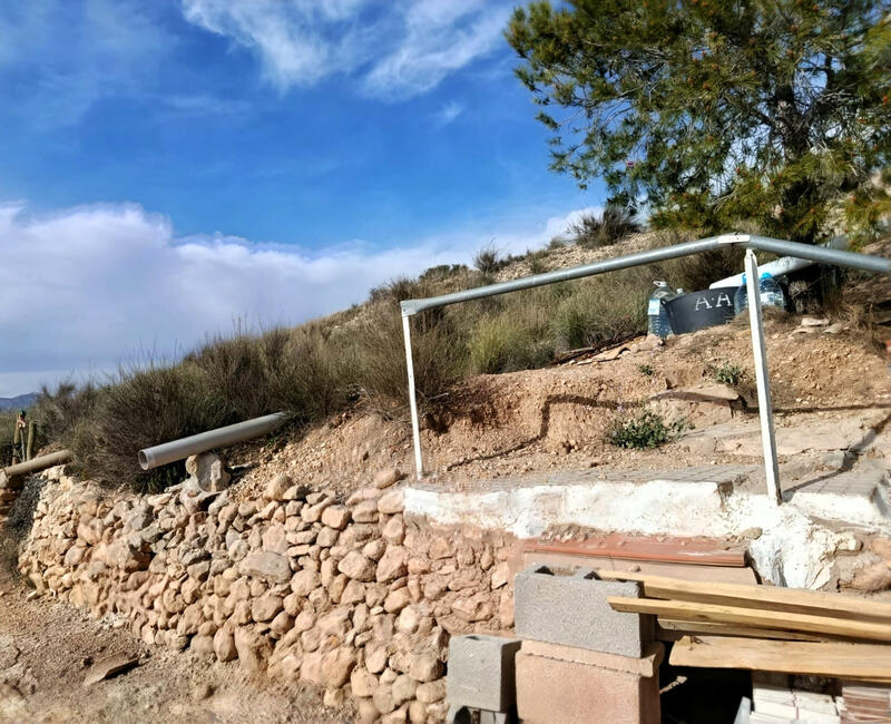 2 soverom Grottehuset til salgs