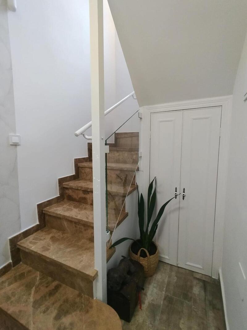 4 Schlafzimmer Villa zu verkaufen
