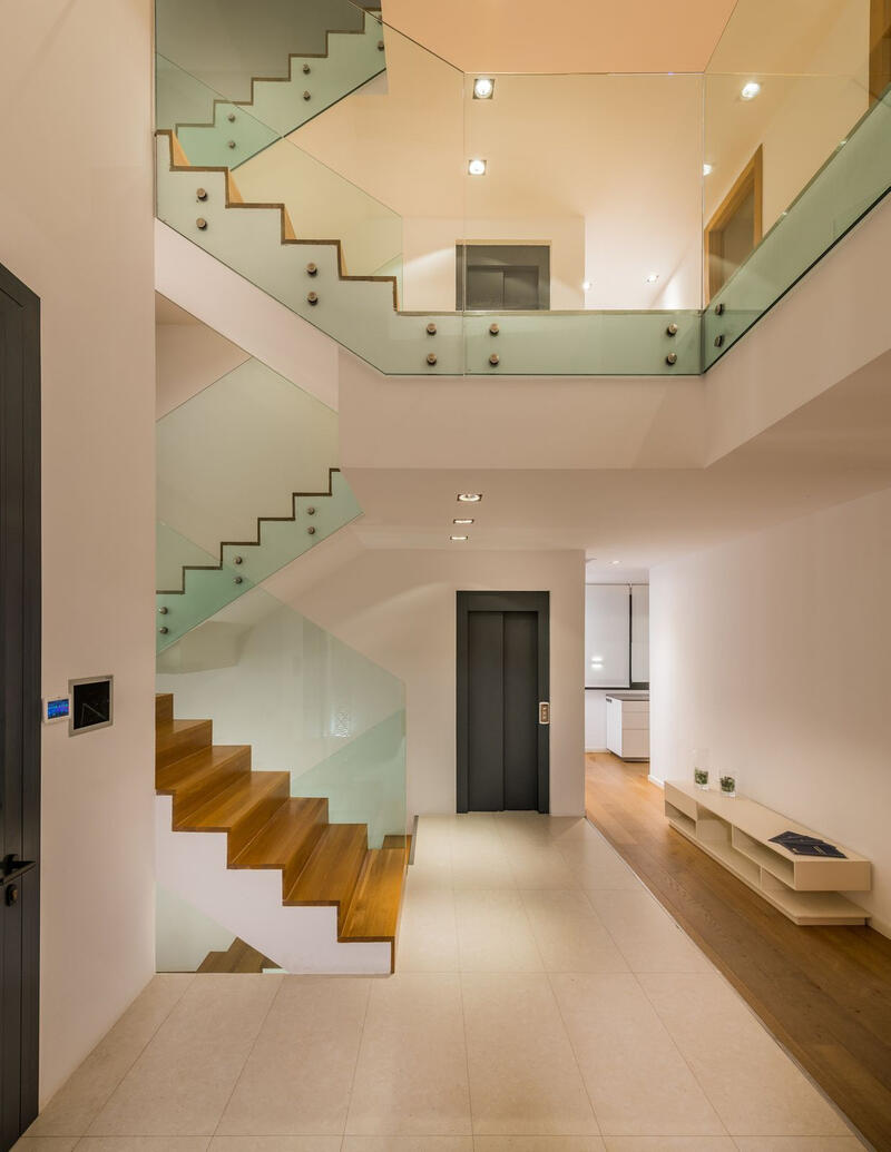 6 bedroom Villa for sale