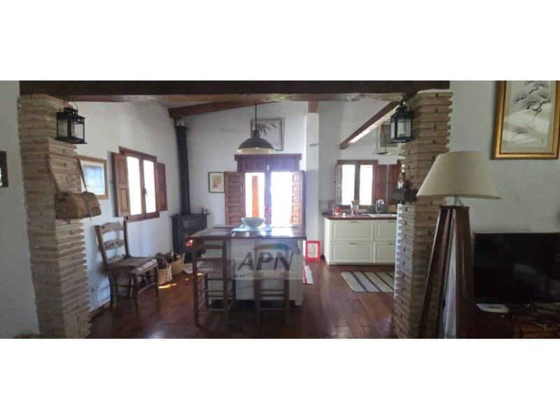 2 Schlafzimmer Landhaus zu verkaufen