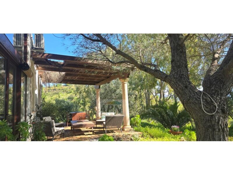 2 Schlafzimmer Landhaus zu verkaufen