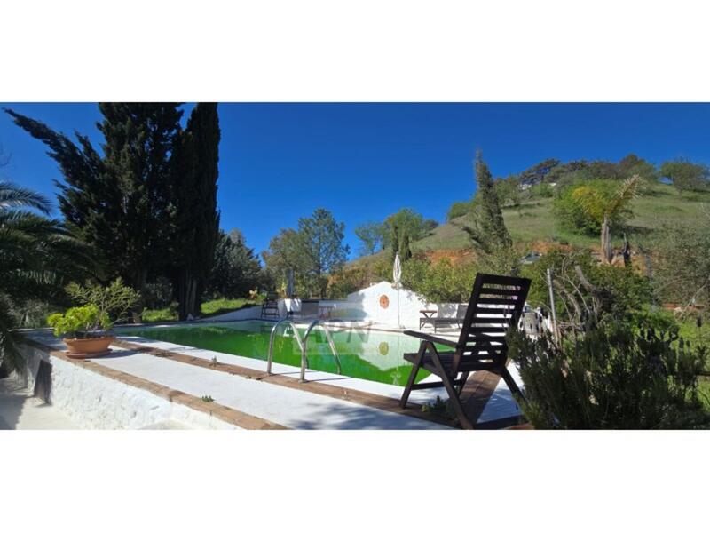 2 Schlafzimmer Landhaus zu verkaufen