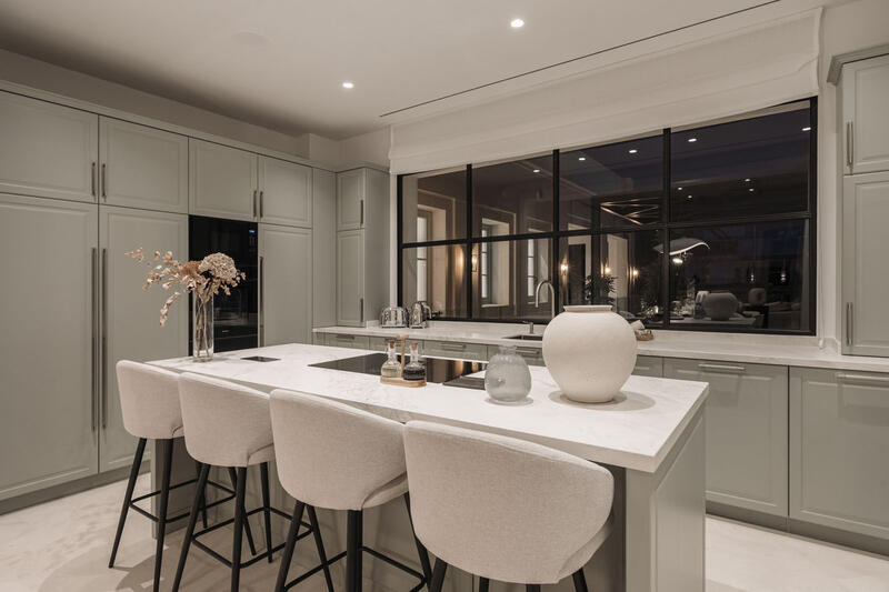 4 спальная комната вилла продается