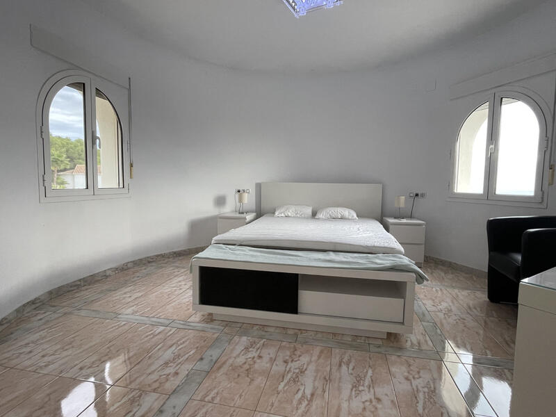 4 bedroom Villa for sale