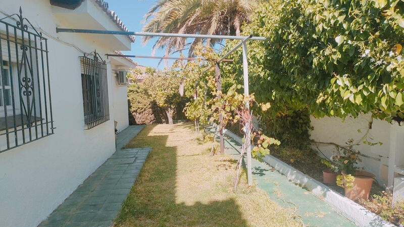 4 Cuarto Villa en venta