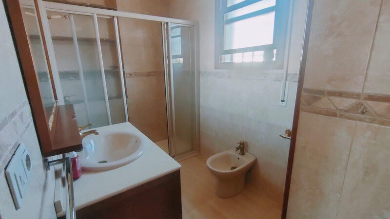 4 Cuarto Villa en venta