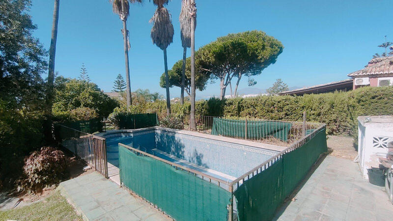4 Cuarto Villa en venta