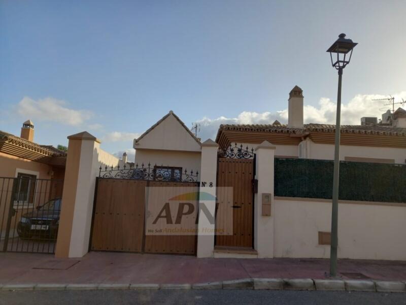 Auberge à vendre dans Pizarra, Málaga