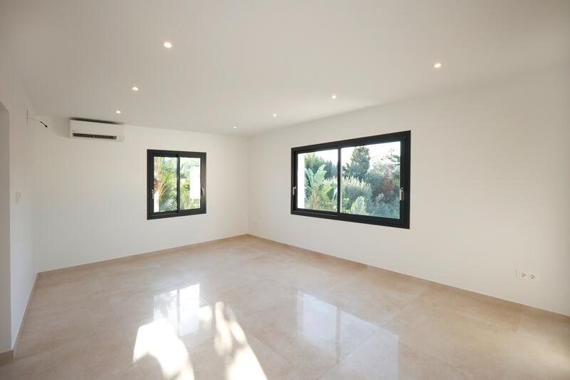 4 Cuarto Villa en venta