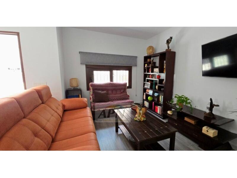 3 bedroom Townhouse for sale