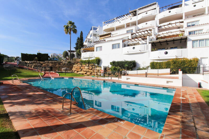 Lejlighed til salg i Riviera del Sol, Málaga