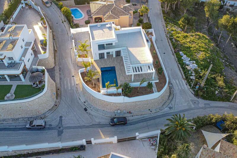 3 спальная комната вилла продается