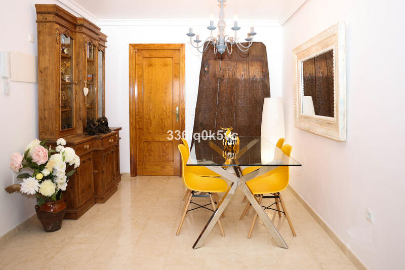 2 slaapkamer Appartement Te koop