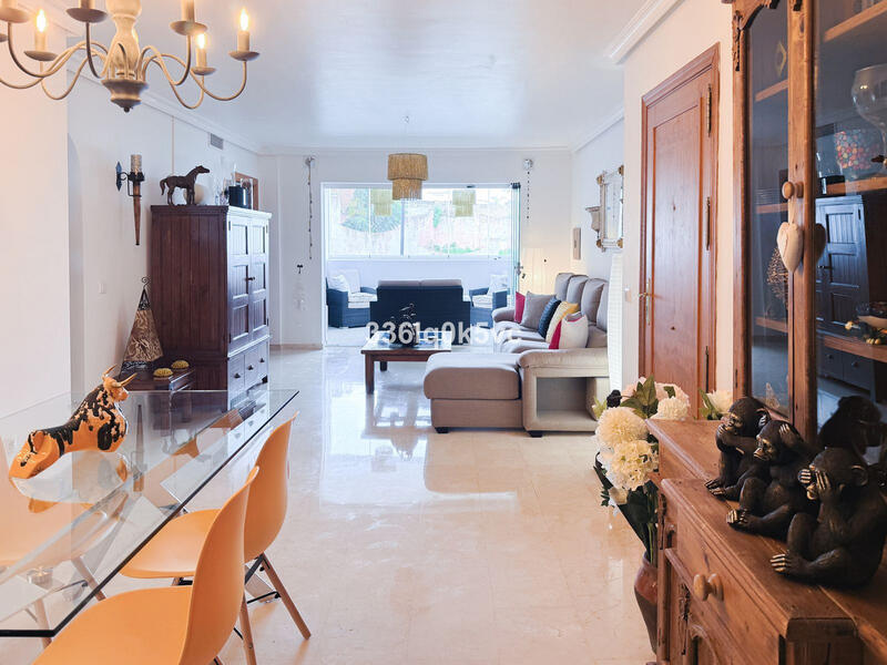 2 slaapkamer Appartement Te koop