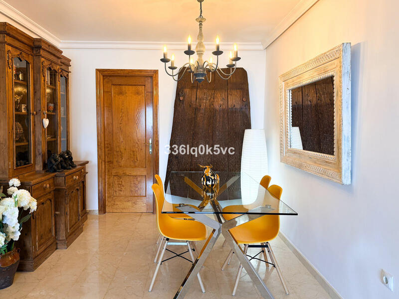 2 slaapkamer Appartement Te koop