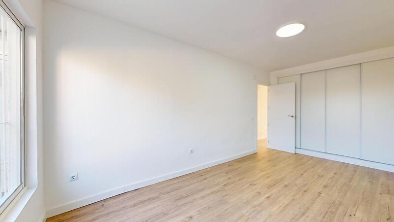 2 Cuarto Villa en venta