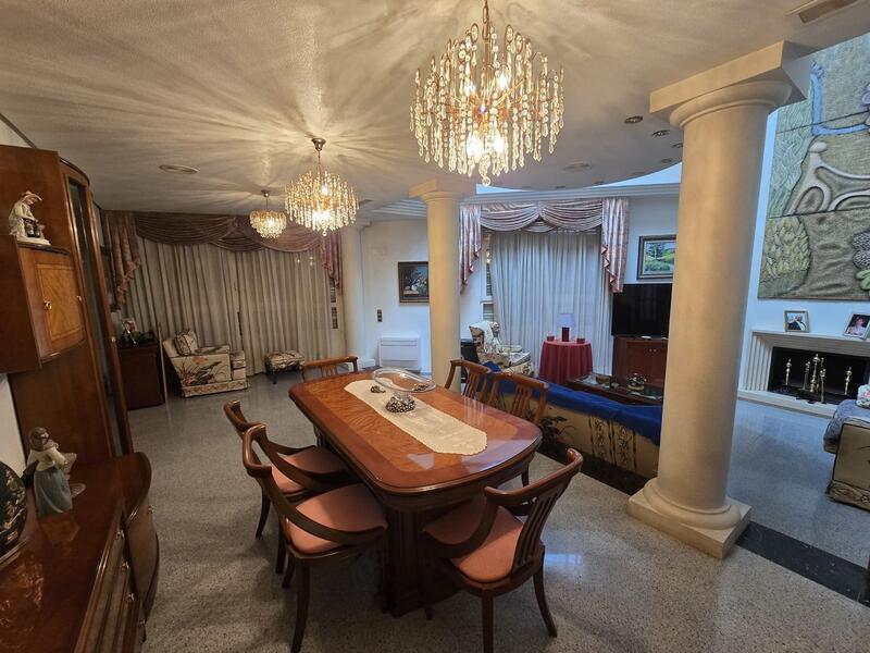 6 chambre Villa à vendre