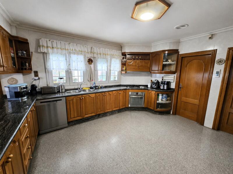 6 chambre Villa à vendre