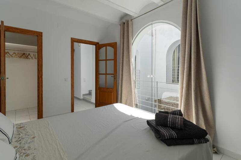 3 slaapkamer Gezinswoning Te koop