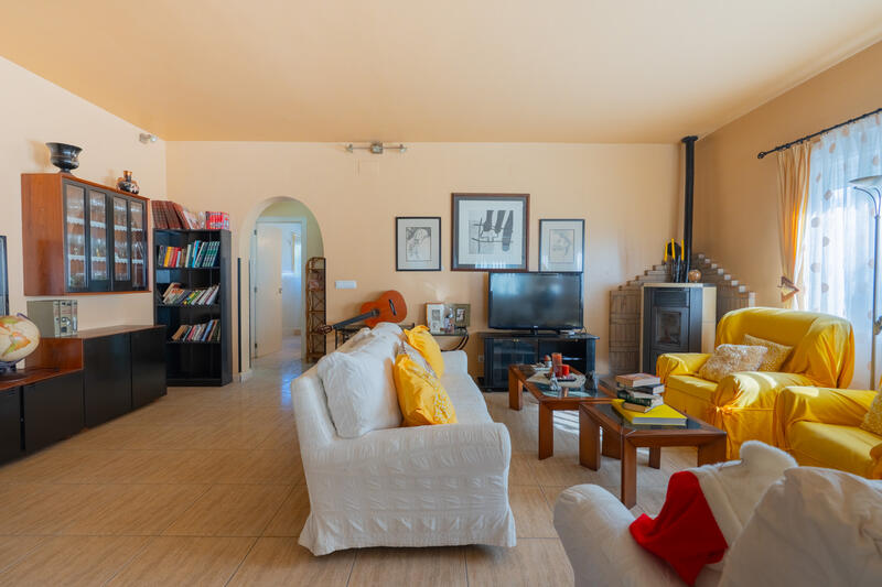 2 Cuarto Villa en venta