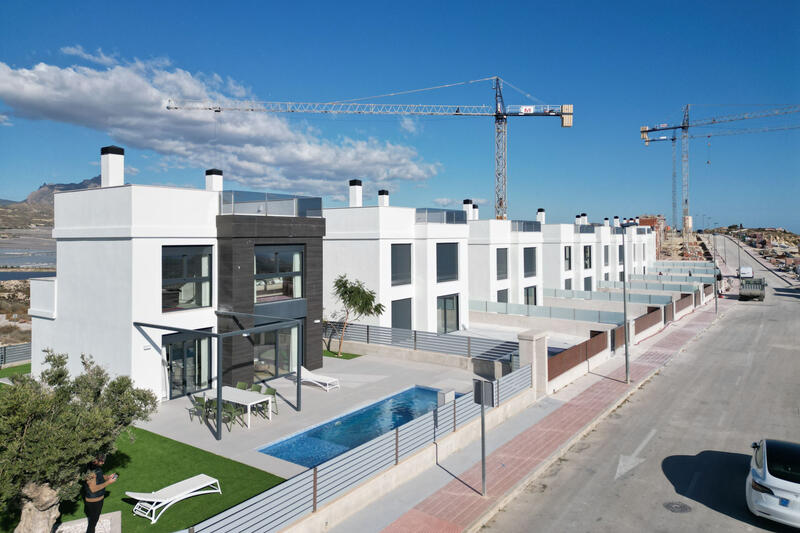 3 bedroom Villa for sale