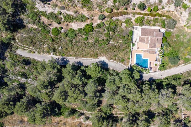 Villa for sale