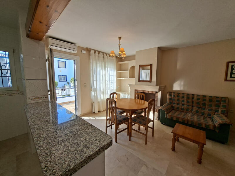 2 slaapkamer Villa Te koop 2 slaapkamer Villa Te koop