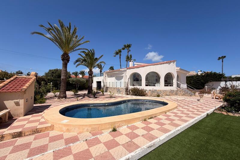 3 bedroom Villa for sale