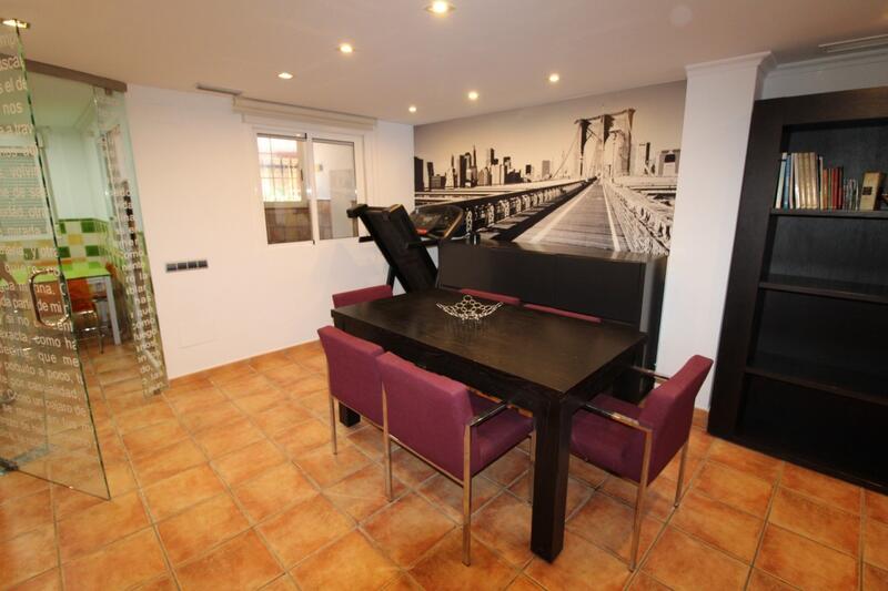 3 bedroom Townhouse for sale